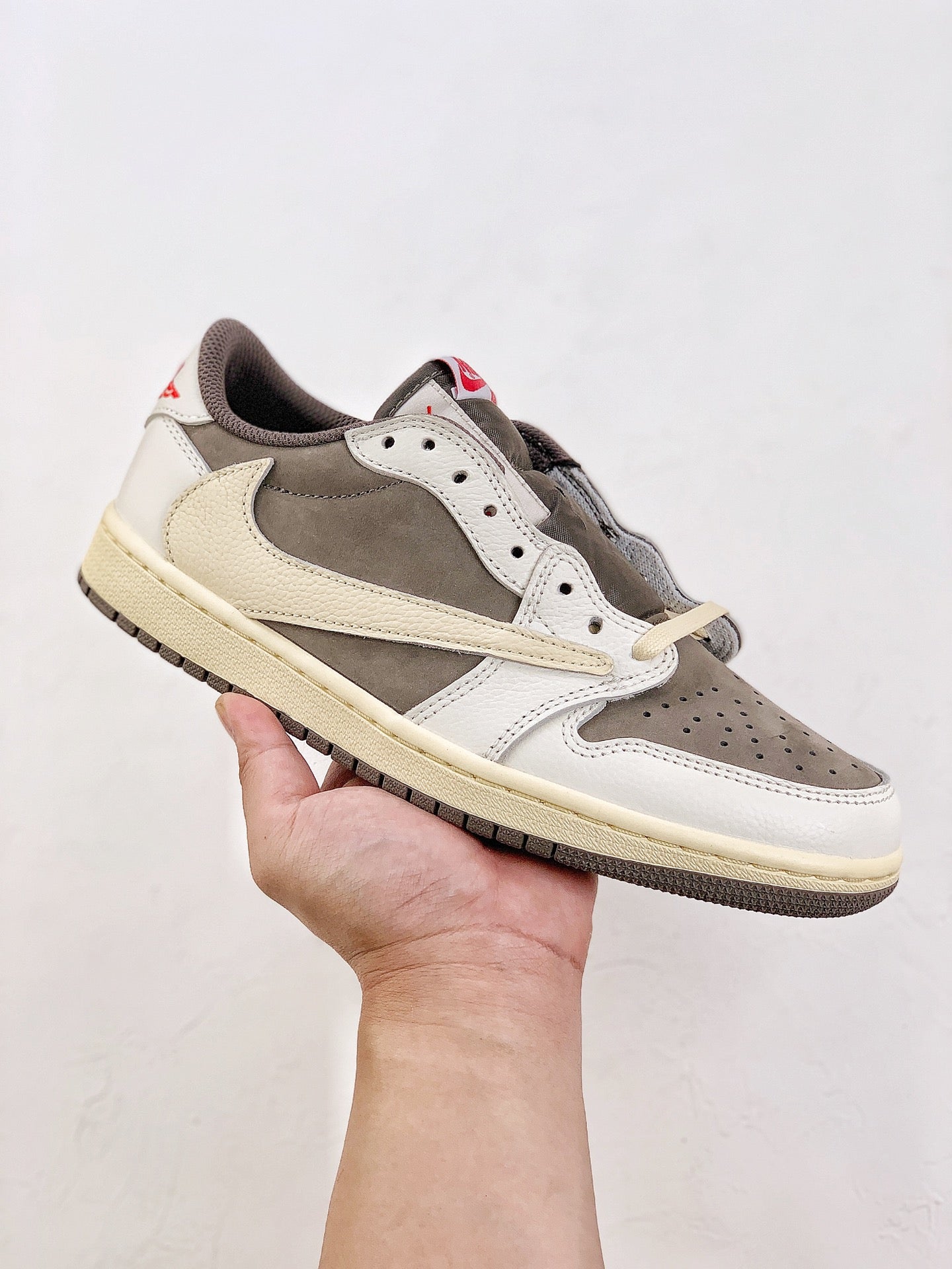 Jordan 1 Low “Reverse Mocha”